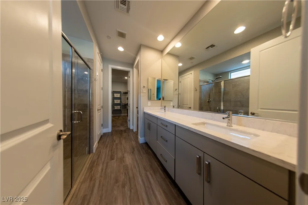 32 Via Del Fiume, Henderson, NV 89011