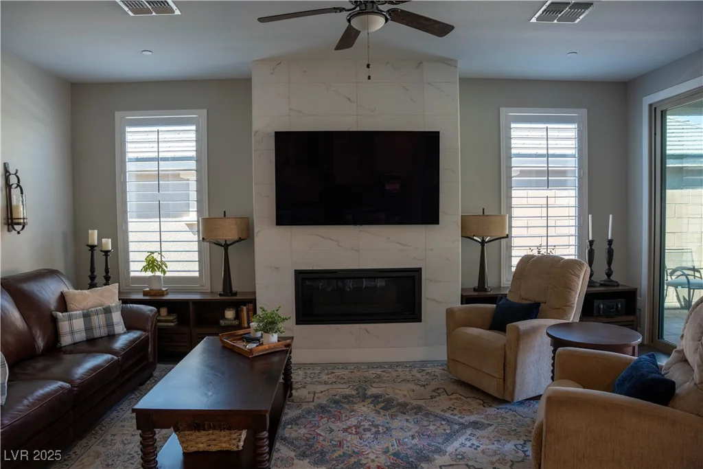 32 Via Del Fiume, Henderson, NV 89011