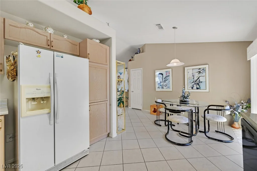 7645 Falconwing, Las Vegas, NV 89131