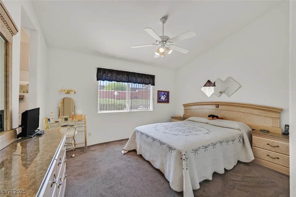 7645 Falconwing, Las Vegas, NV 89131