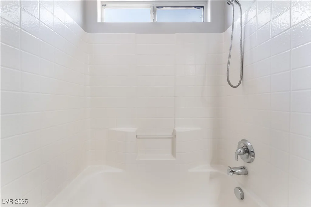 2833 Swanson, North Las Vegas, NV 89086