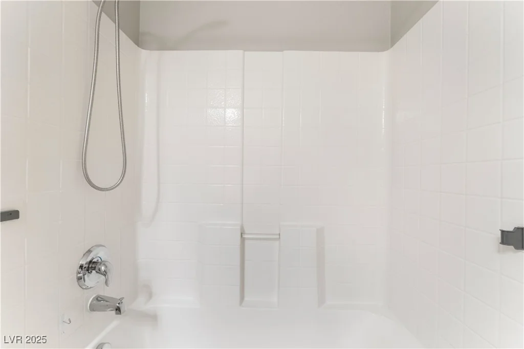 2833 Swanson, North Las Vegas, NV 89086