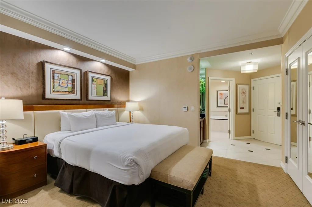 125 HARMON, Las Vegas, NV 89109