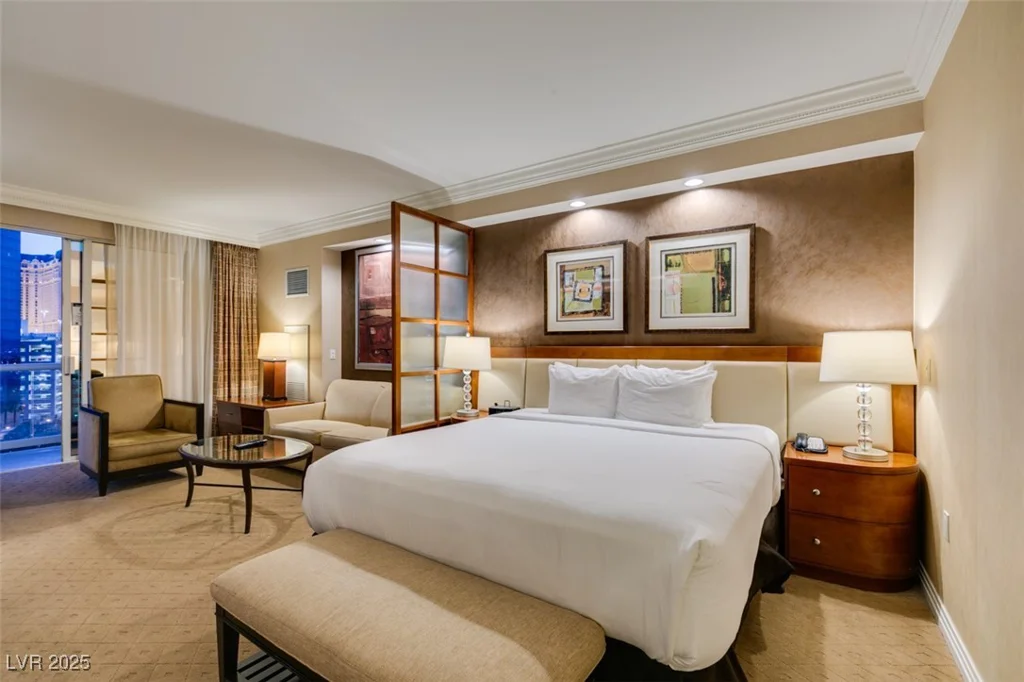125 HARMON, Las Vegas, NV 89109