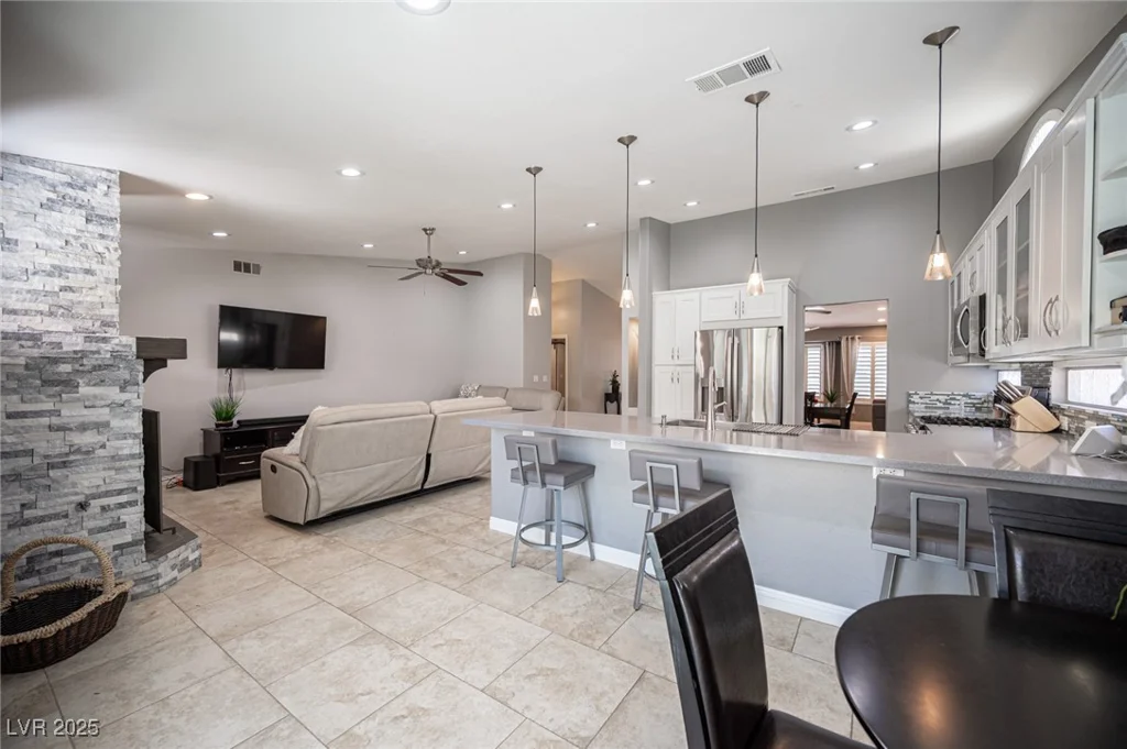 6417 Fisher, Las Vegas, NV 89130