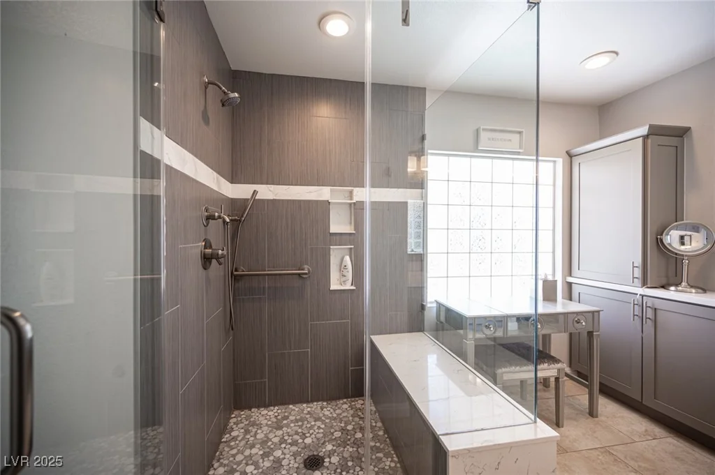 6417 Fisher, Las Vegas, NV 89130