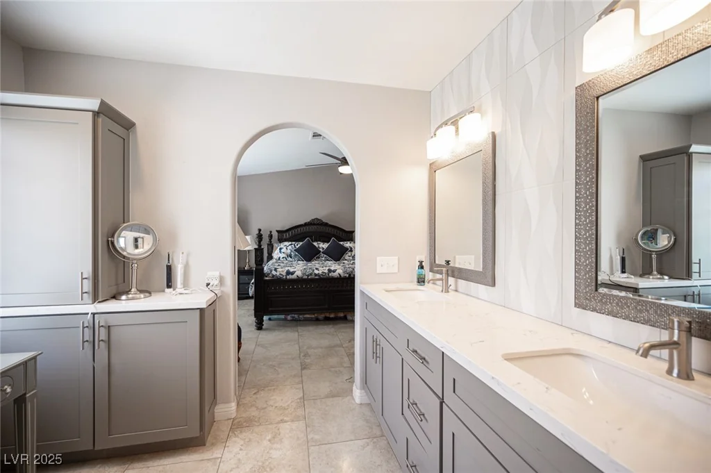 6417 Fisher, Las Vegas, NV 89130