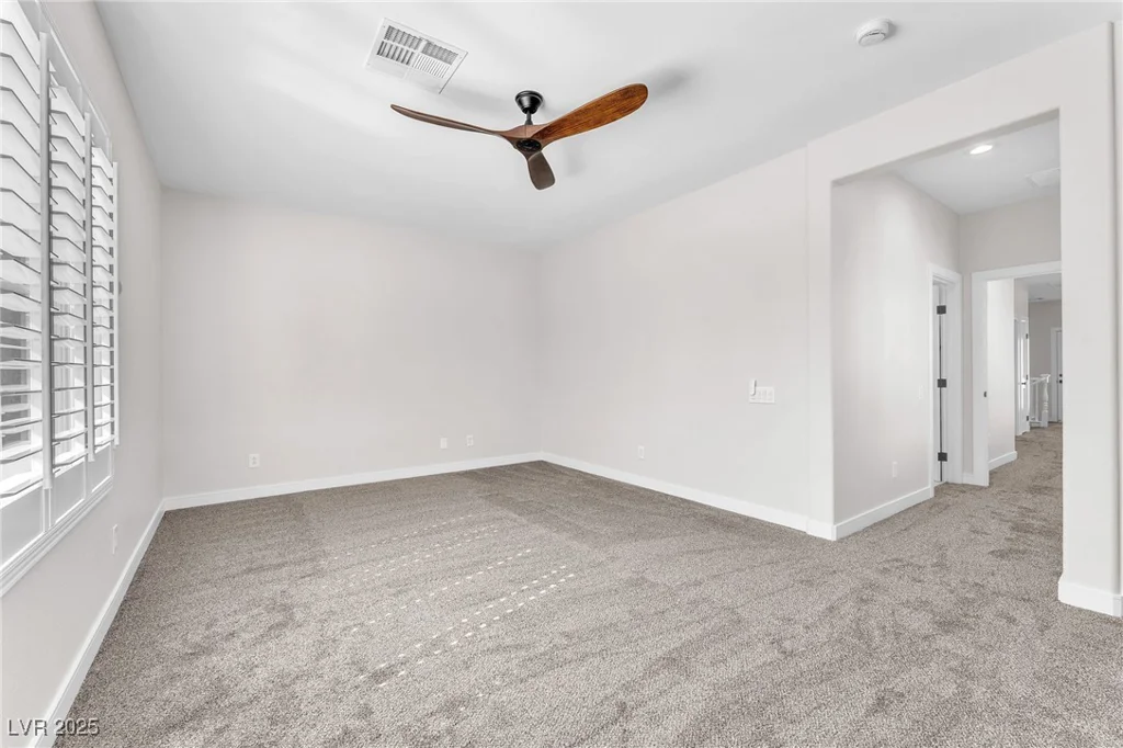 10345 Howling Coyote, Las Vegas, NV 89135