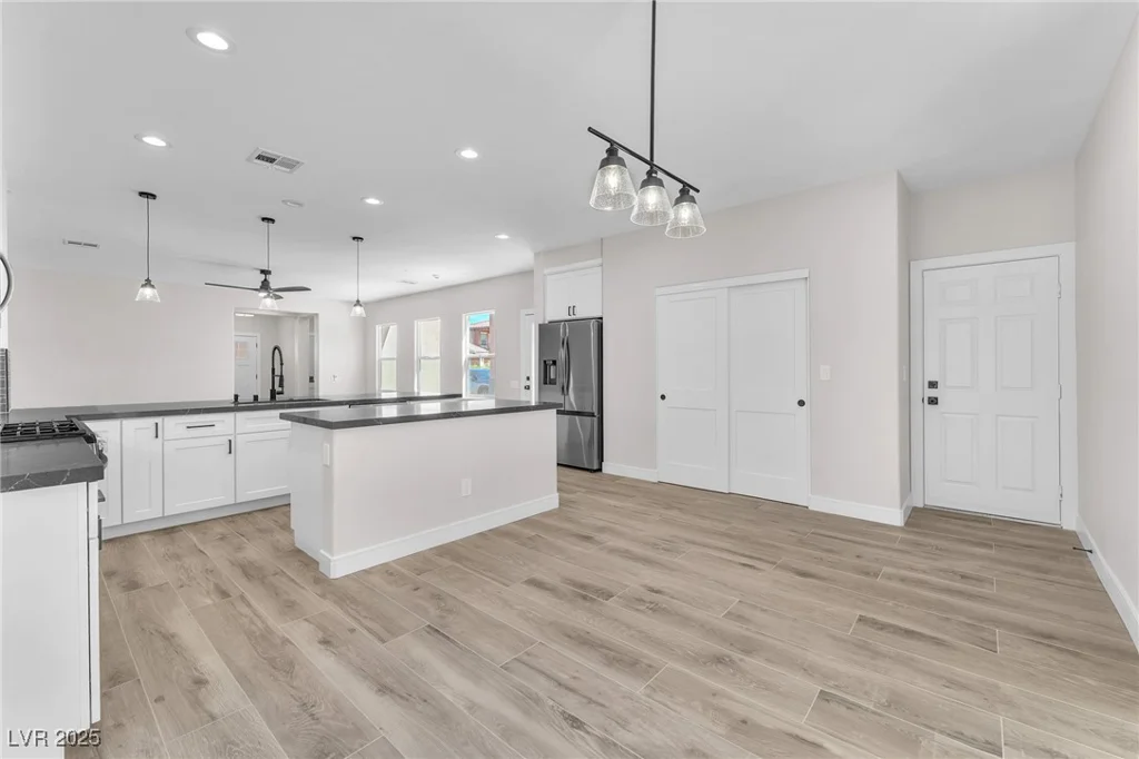 10345 Howling Coyote, Las Vegas, NV 89135
