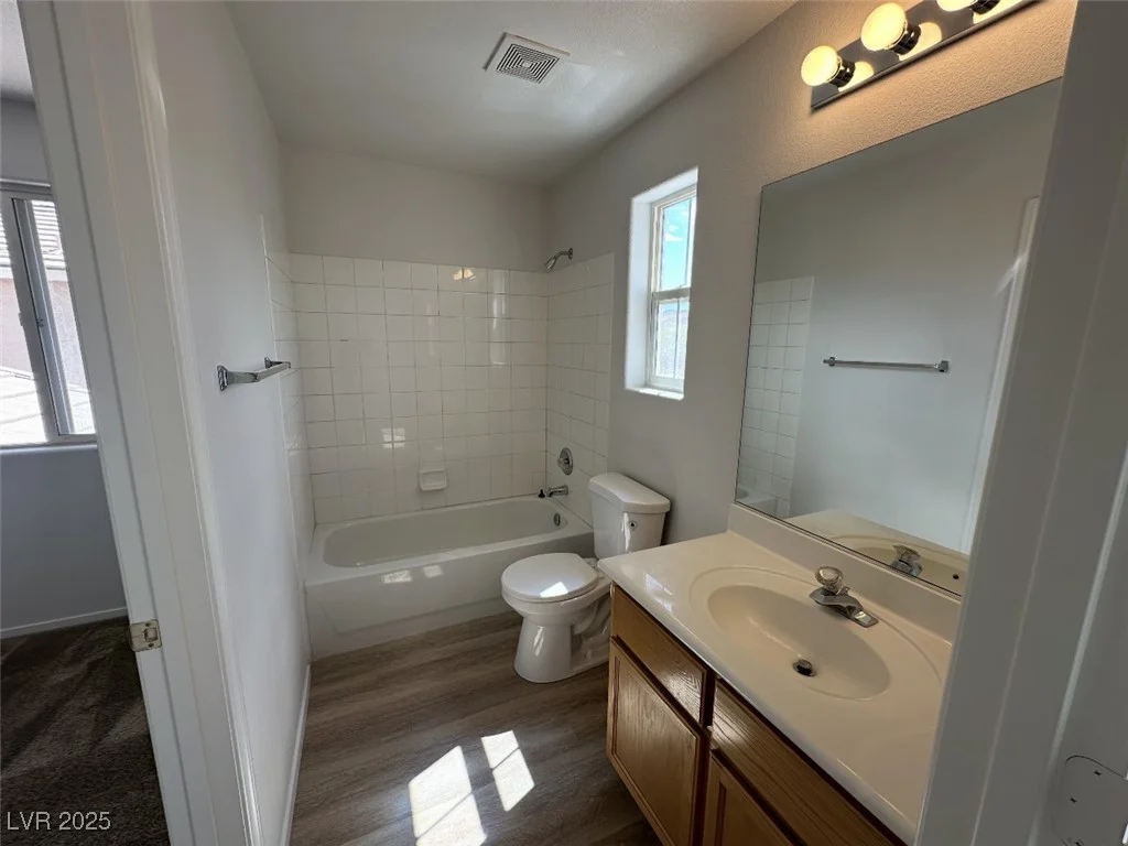 7282 Quarterhorse, Las Vegas, NV 89148