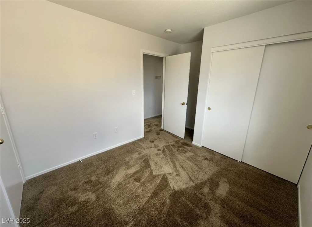 7282 Quarterhorse, Las Vegas, NV 89148