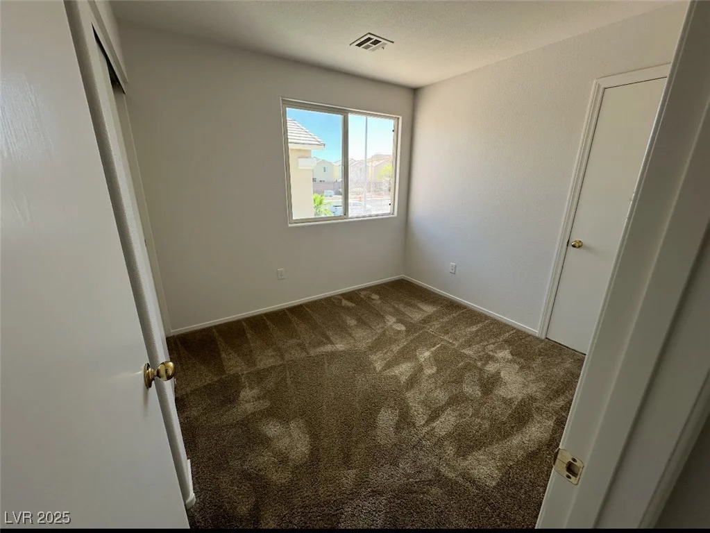 7282 Quarterhorse, Las Vegas, NV 89148