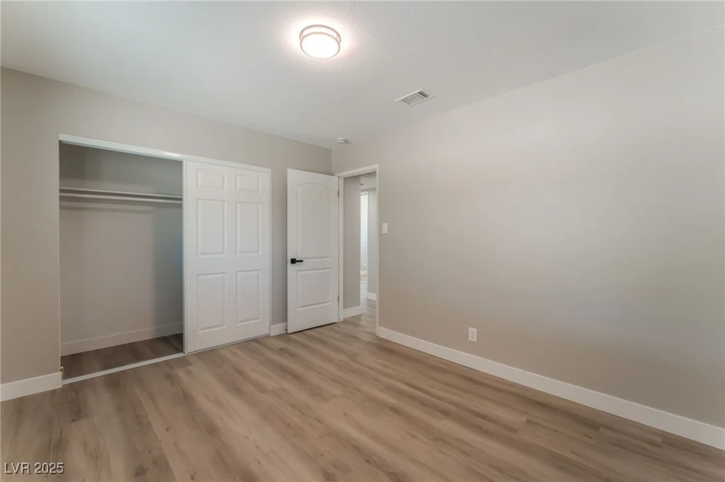 5245 Hillman, Las Vegas, NV 89142