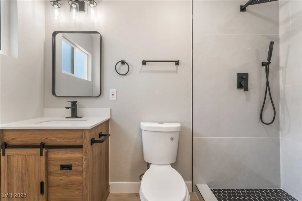 5245 Hillman, Las Vegas, NV 89142