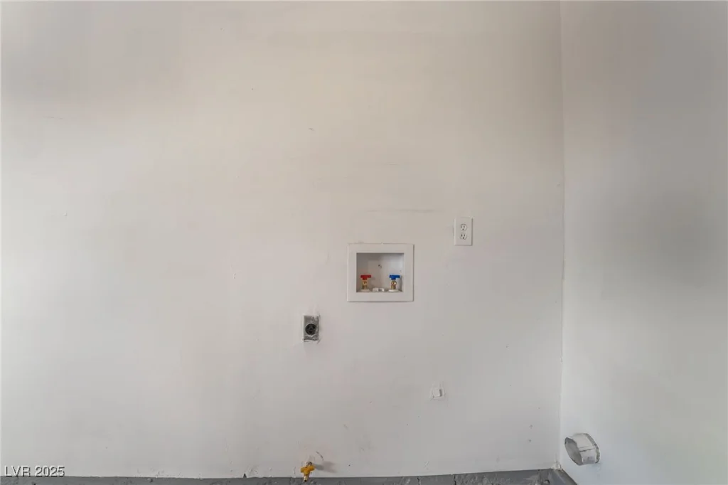 5245 Hillman, Las Vegas, NV 89142