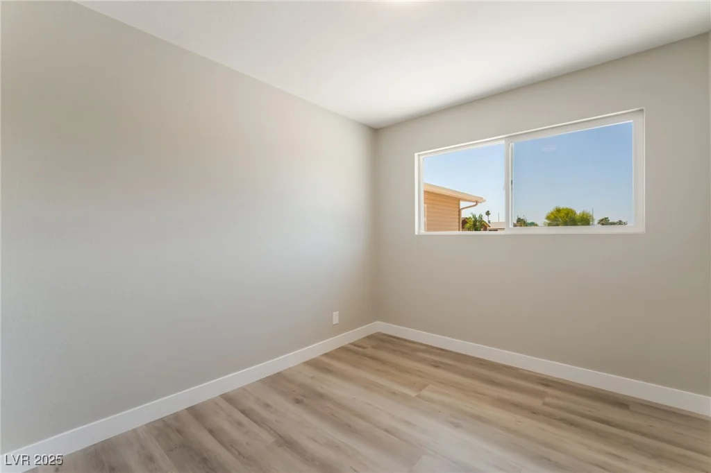 5245 Hillman, Las Vegas, NV 89142