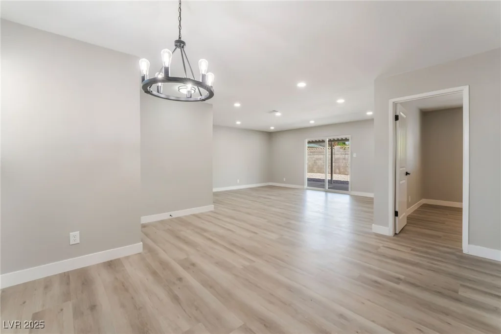 5245 Hillman, Las Vegas, NV 89142