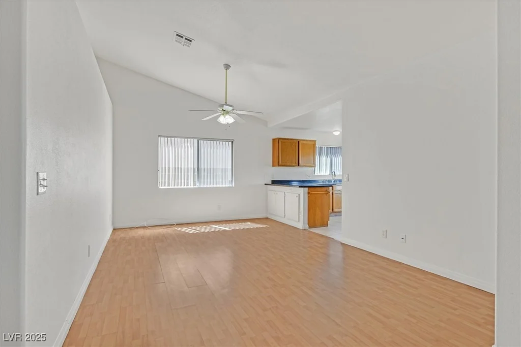392 Waterwheel Falls, Henderson, NV 89015