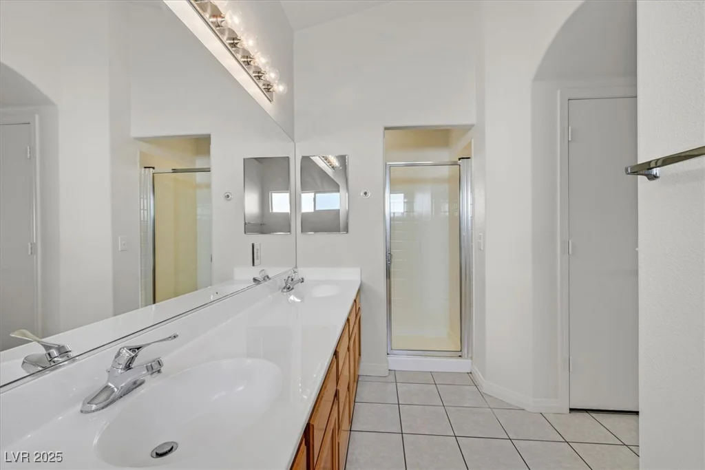 392 Waterwheel Falls, Henderson, NV 89015