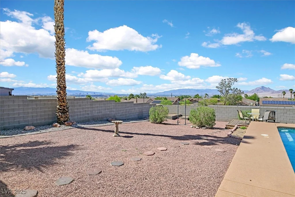 392 Waterwheel Falls, Henderson, NV 89015