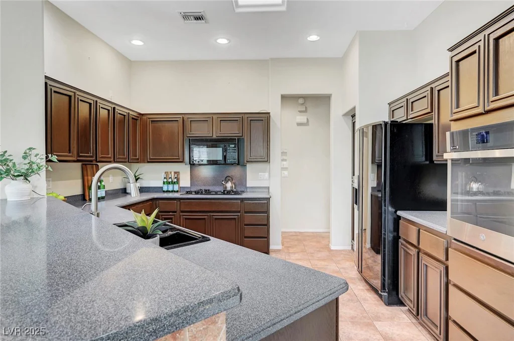 2929 Haddon, Las Vegas, NV 89134
