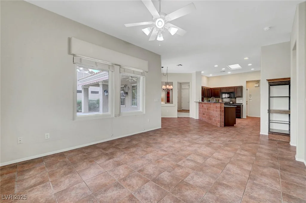 2929 Haddon, Las Vegas, NV 89134