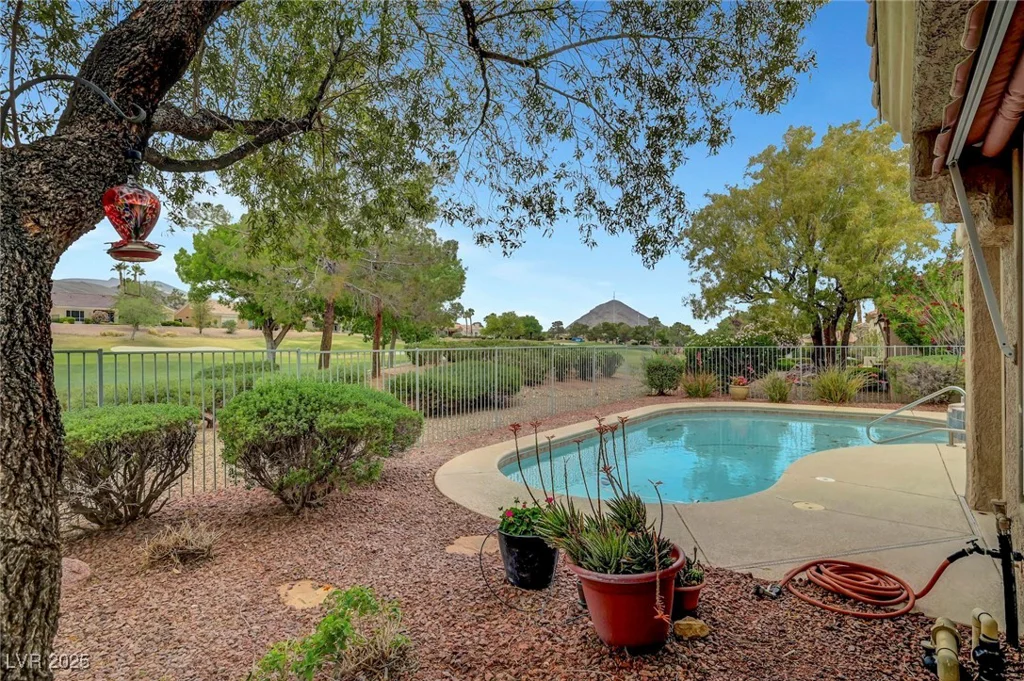 2929 Haddon, Las Vegas, NV 89134