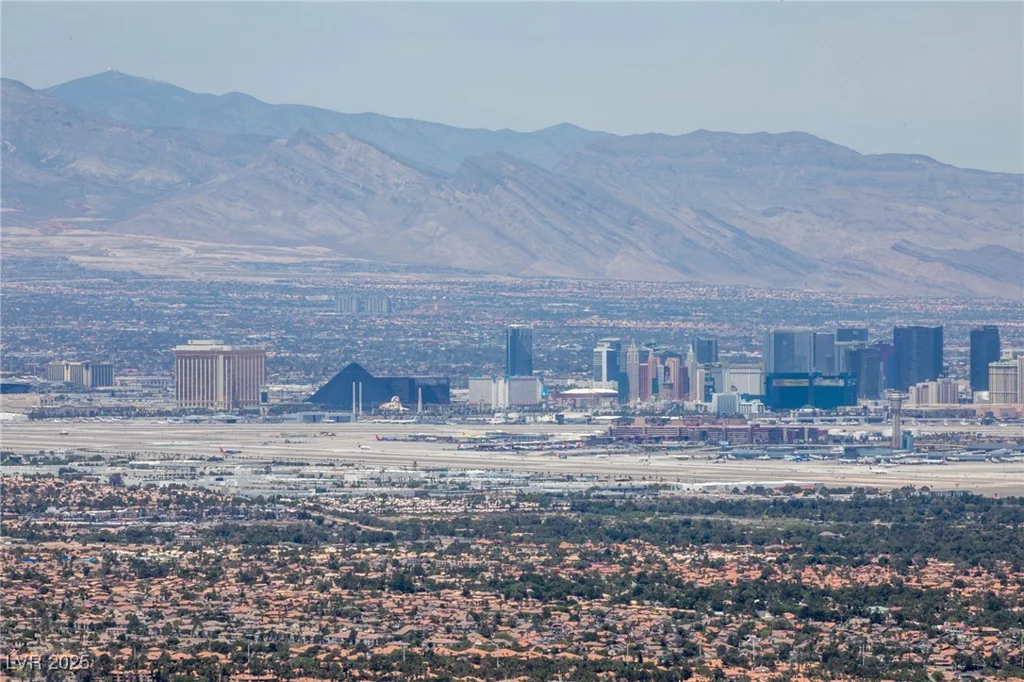 599 Alpine Summit, Henderson, NV 89012