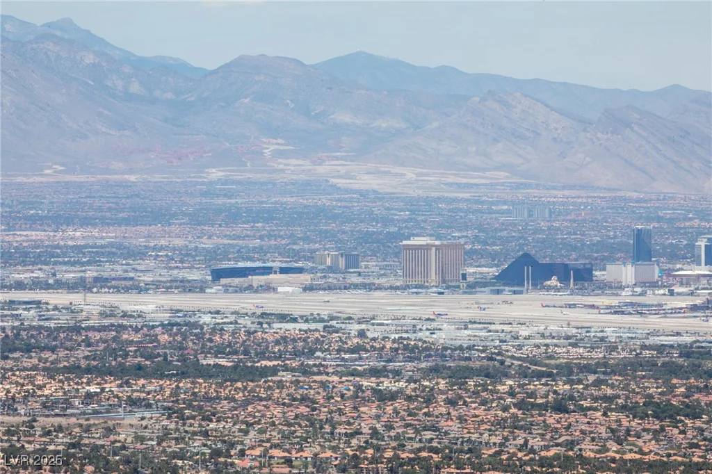 599 Alpine Summit, Henderson, NV 89012