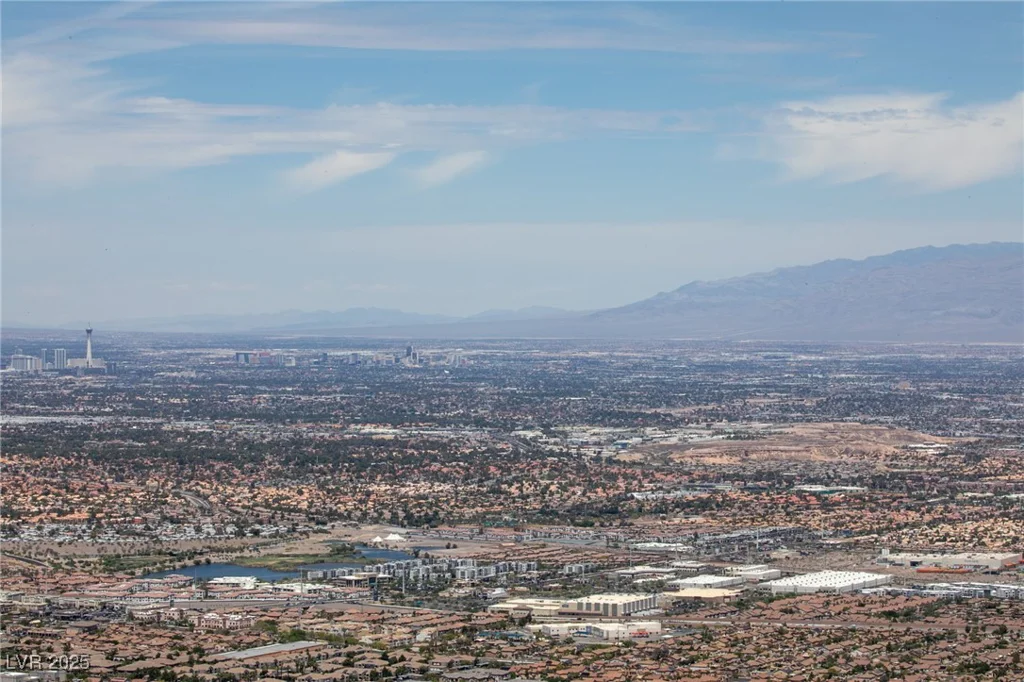 599 Alpine Summit, Henderson, NV 89012