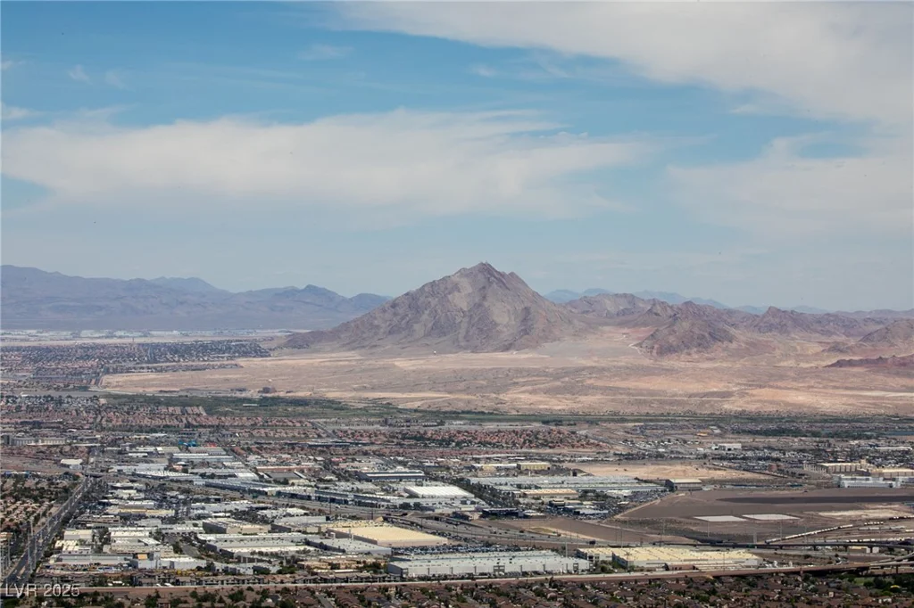 599 Alpine Summit, Henderson, NV 89012
