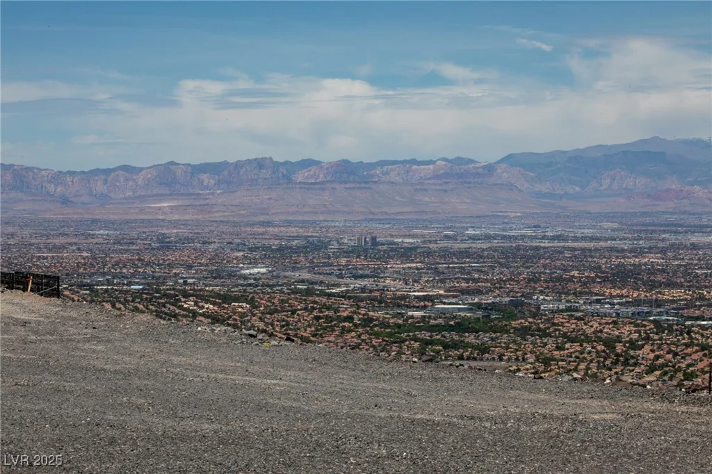 599 Alpine Summit, Henderson, NV 89012