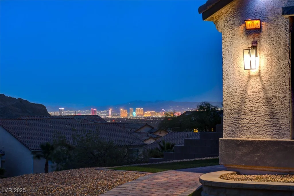 10729 Marathon Bell, Las Vegas, NV 89129