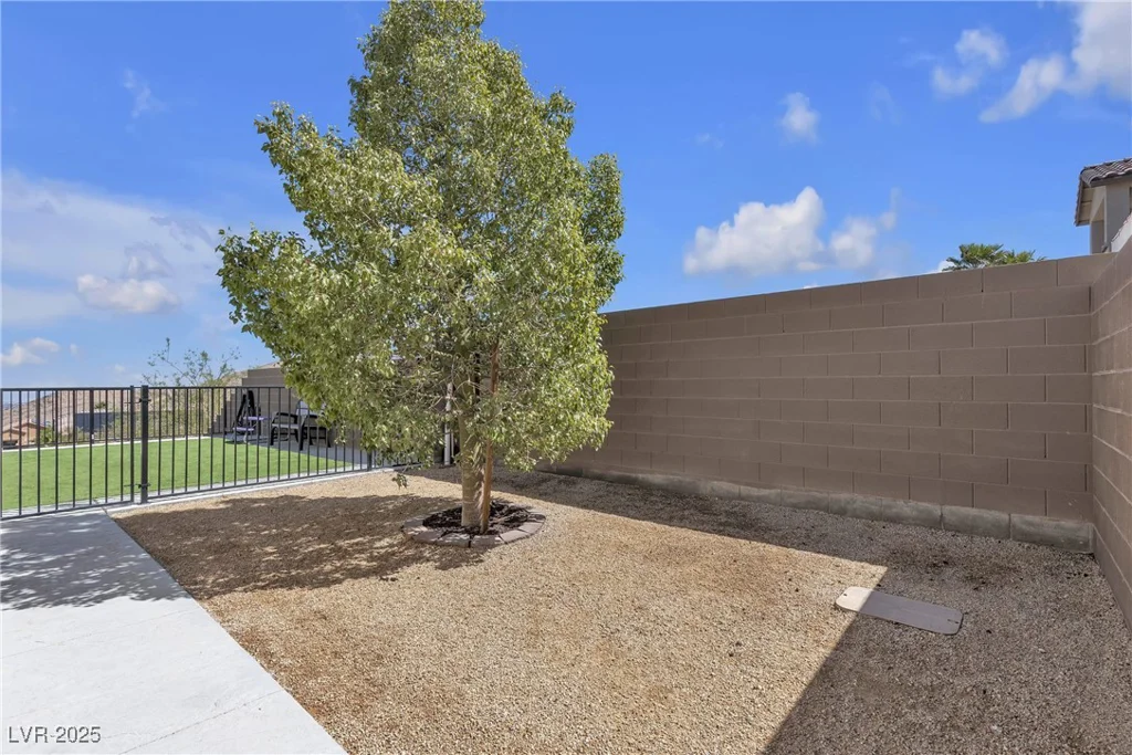 10729 Marathon Bell, Las Vegas, NV 89129