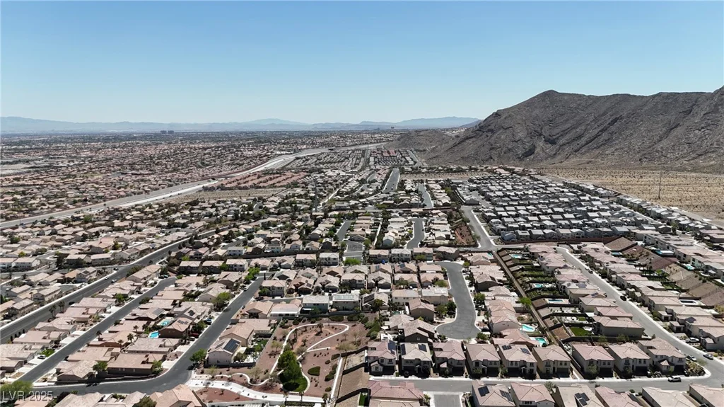 10729 Marathon Bell, Las Vegas, NV 89129