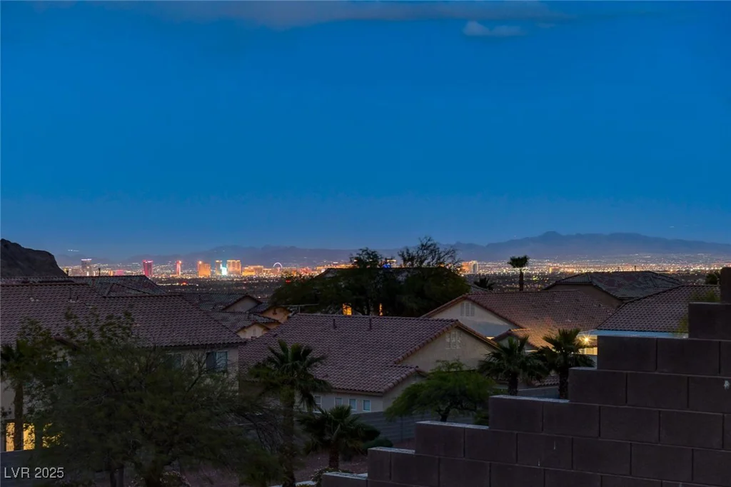 10729 Marathon Bell, Las Vegas, NV 89129