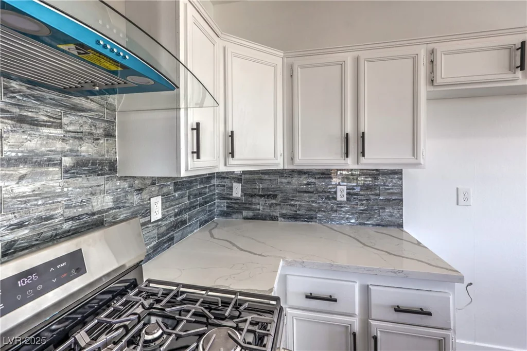 2110 Los Feliz, Las Vegas, NV 89156