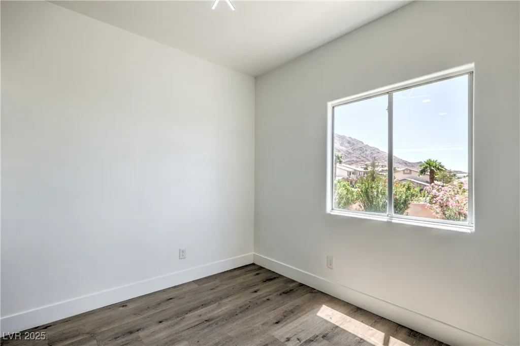 2110 Los Feliz, Las Vegas, NV 89156