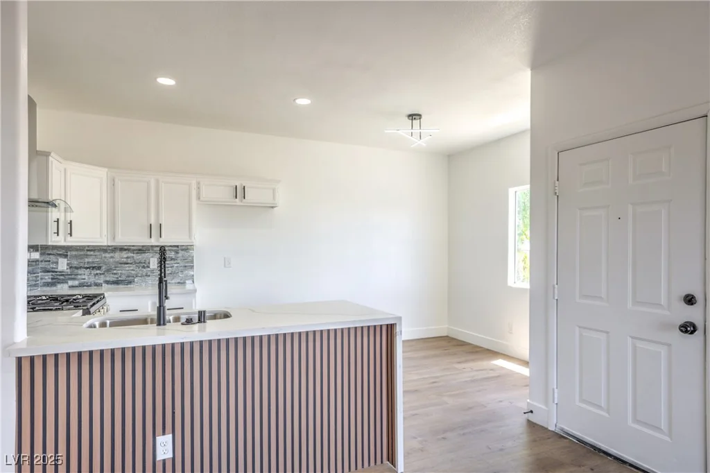 2110 Los Feliz, Las Vegas, NV 89156