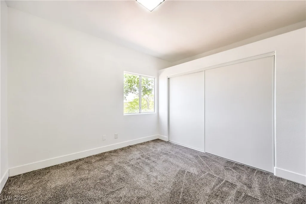 2110 Los Feliz, Las Vegas, NV 89156