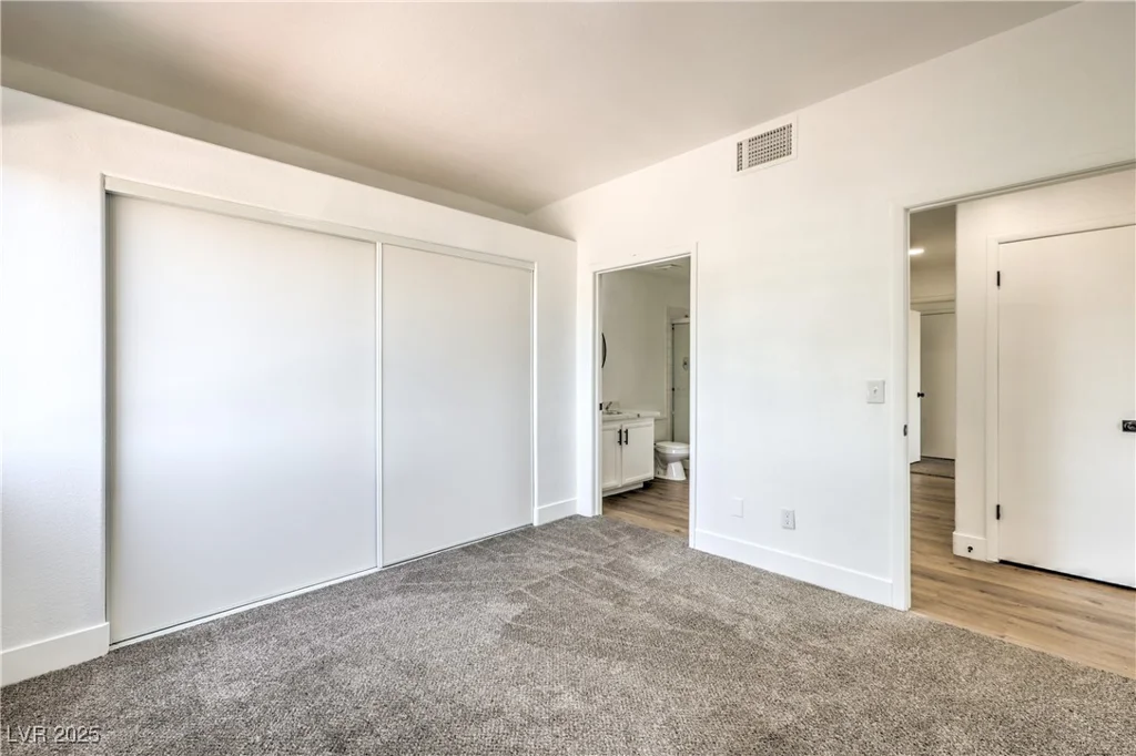 2110 Los Feliz, Las Vegas, NV 89156