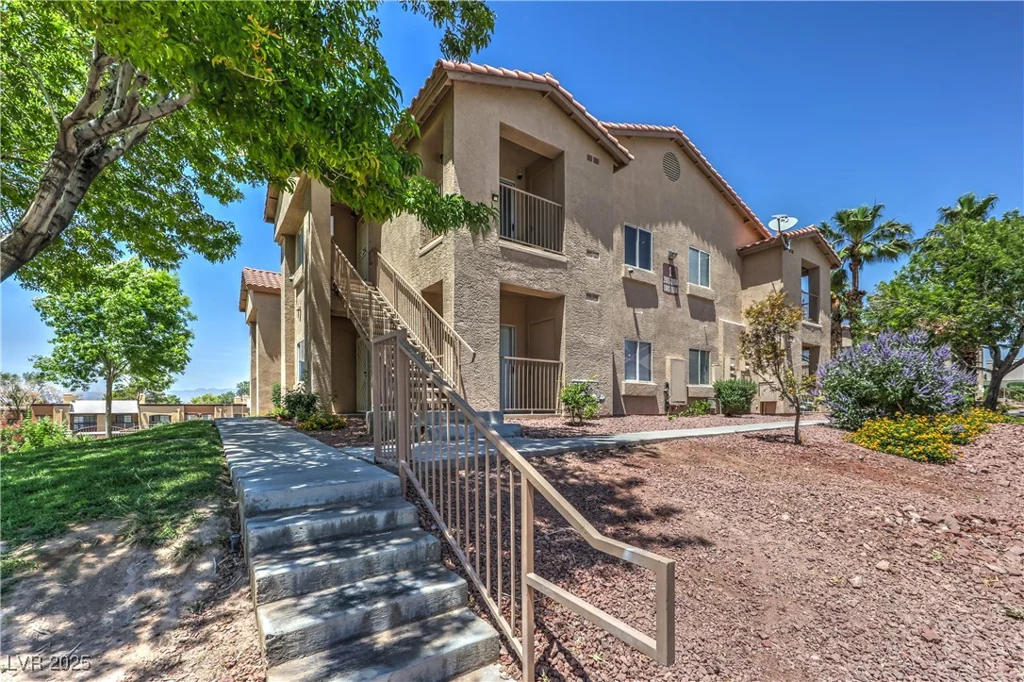 2110 Los Feliz, Las Vegas, NV 89156