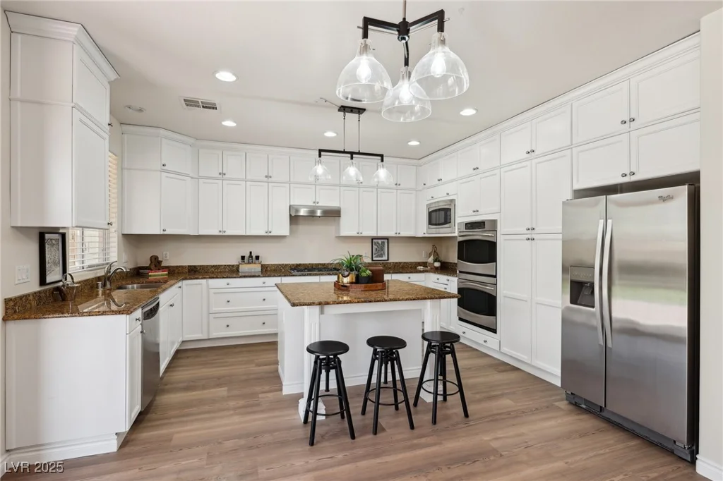 11707 Longworth, Las Vegas, NV 89135