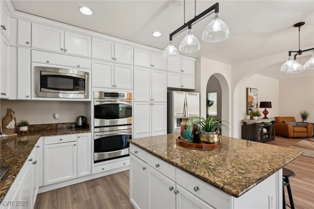 11707 Longworth, Las Vegas, NV 89135