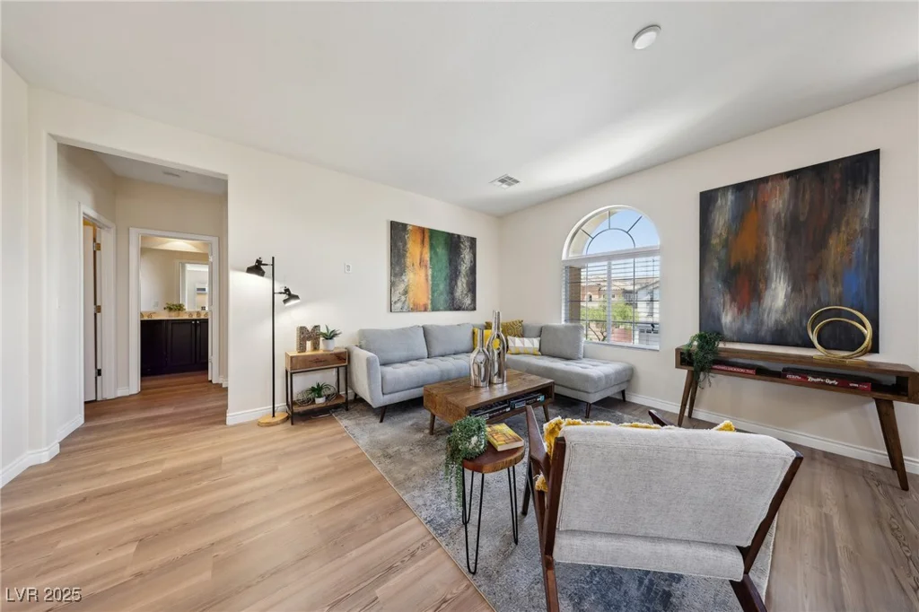 11707 Longworth, Las Vegas, NV 89135