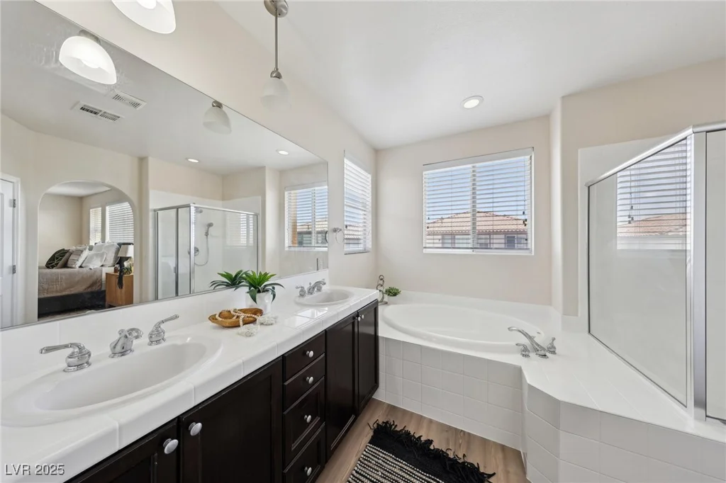 11707 Longworth, Las Vegas, NV 89135
