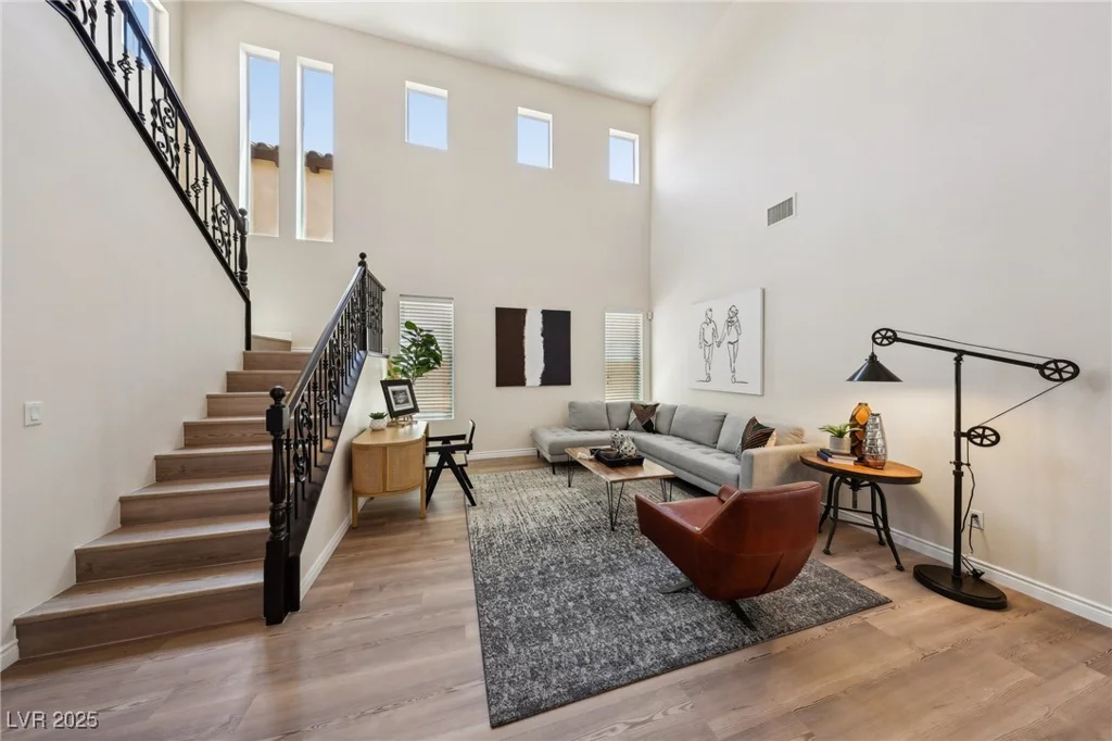 11707 Longworth, Las Vegas, NV 89135