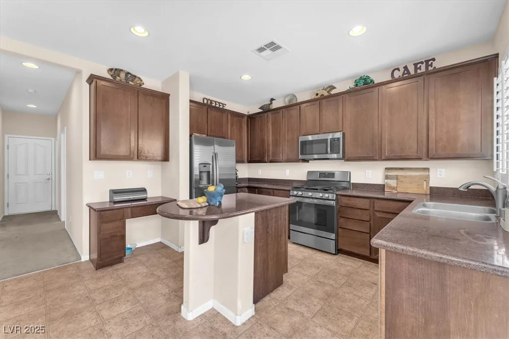 9872 Chief Sky, Las Vegas, NV 89178