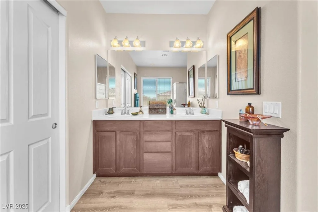 9872 Chief Sky, Las Vegas, NV 89178