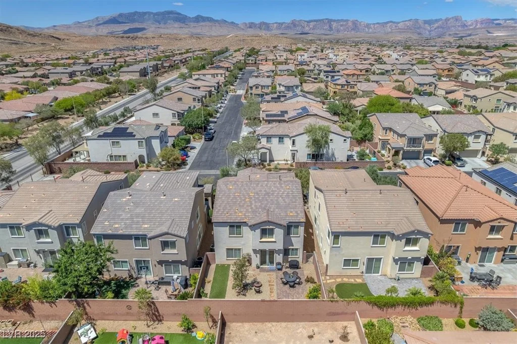 9872 Chief Sky, Las Vegas, NV 89178